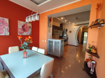Аренда 3-комн. квартира, 129 м², 5/5 этаж — фото 3