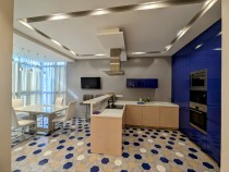 Аренда 3-комн. квартира, 93 м², 4/9 этаж — фото 1