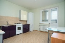 Аренда 2-комн. квартира, 64 м², 10/18 этаж — фото 2
