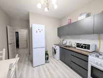 Аренда 3-комн. квартира, 83 м², 1/9 этаж — фото 2