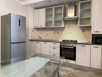 Аренда 2-комн. квартира, 70 м², 2/9 этаж — фото 9