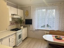 Аренда 1-комн. квартира, 50 м², 3/9 этаж — фото 3