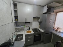 Аренда 3-комн. квартира, 52 м², 6/9 этаж — фото 1