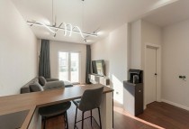 Продажа 1-комн. квартира, 46 м², 4/5 этаж — фото 2