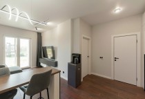 Продажа 1-комн. квартира, 46 м², 4/5 этаж — фото 3
