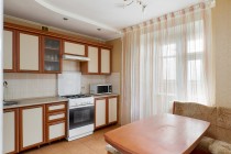 Продажа 3-комн. квартира, 90 м², 2/10 этаж — фото 10