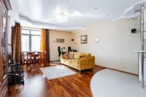 Продажа 2-комн. квартира, 66 м², 3/20 этаж — фото 1