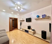 Продажа 3-комн. квартира, 93 м², 1/9 этаж — фото 2