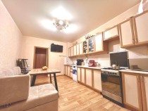 Продажа 3-комн. квартира, 93 м², 1/9 этаж — фото 10