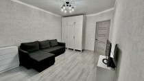 Продажа 2-комн. квартира, 53 м², 5/10 этаж — фото 3