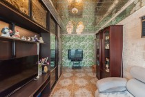 Продажа 2-комн. квартира, 43 м², 5/5 этаж — фото 2