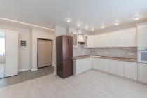 Продажа 3-комн. квартира, 81 м², 11/19 этаж — фото 3
