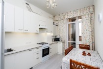 Продажа 3-комн. квартира, 73 м², 1/10 этаж — фото 1