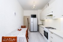 Продажа 3-комн. квартира, 73 м², 1/10 этаж — фото 2
