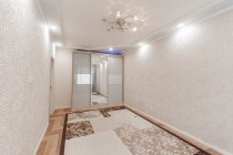 Продажа 3-комн. квартира, 90 м², 13/18 этаж — фото 11