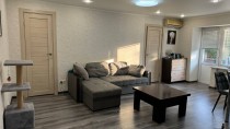 Продажа 2-комн. квартира, 45 м², 2/5 этаж — фото 2
