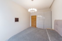 Продажа 2-комн. квартира, 64 м², 3/10 этаж — фото 3