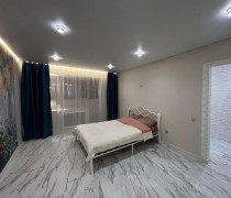 Продажа 1-комн. квартира, 37 м², 7/10 этаж — фото 1