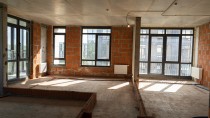 Продажа 3-комн. квартира, 93 м², 4/5 этаж — фото 1