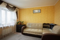 Продажа 3-комн. квартира, 76 м², 7/18 этаж — фото 2