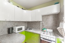 Продажа 2-комн. квартира, 45 м², 5/5 этаж — фото 2