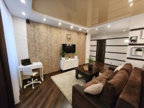 Продажа 2-комн. квартира, 80 м², 16/17 этаж — фото 2