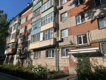 Продажа 2-комн. квартира, 44 м², 3/5 этаж — фото 2