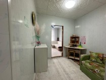 Продажа 2-комн. квартира, 50 м², 2/2 этаж — фото 2