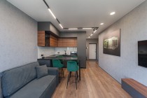 Продажа 2-комн. квартира, 43 м², 11/25 этаж — фото 2