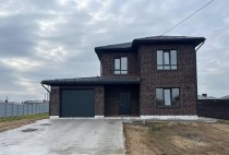 Продажа Двухэтажный дом с участком, гаражом и баней. — фото 1