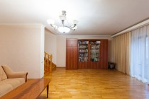 Продажа 4-комн. квартира, 201 м², 1/5 этаж — фото 13