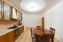 Продажа 4-комн. квартира, 201 м², 1/5 этаж — фото 5