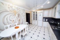 Продажа 3-комн. квартира, 103 м², 3/5 этаж — фото 1