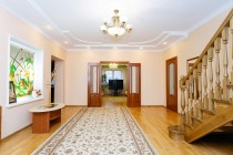 Продажа Двухэтажный дом с дизайнерским ремонтом! — фото 9