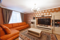 Продажа 2-комн. квартира, 70 м², 8/9 этаж — фото 3