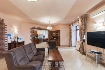 Продажа 3-комн. квартира, 194 м², 3/4 этаж — фото 6