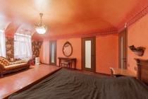 Продажа 3-комн. квартира, 194 м², 3/4 этаж — фото 2