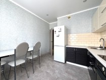 Продажа 2-комн. квартира, 60 м², 15/22 этаж — фото 9