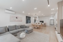 Продажа 5-комн. квартира, 156 м², 7/8 этаж — фото 2