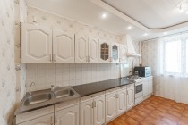 Продажа 3-комн. квартира, 71 м², 7/10 этаж — фото 1