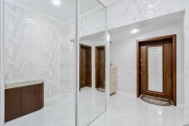 Продажа Дом в городе с дизайнерским ремонтом — фото 9
