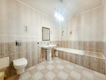 Продажа 3-комн. квартира, 177 м², 2/6 этаж — фото 22