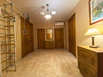 Продажа 3-комн. квартира, 93 м², 5/5 этаж — фото 24