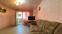 Продажа 3-комн. квартира, 65 м², 2/9 этаж — фото 1