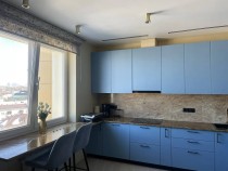 Продажа 3-комн. квартира, 93 м², 11/19 этаж — фото 2