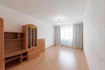 Продажа 3-комн. квартира, 76 м², 7/10 этаж — фото 8