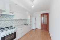 Продажа 3-комн. квартира, 76 м², 7/10 этаж — фото 5