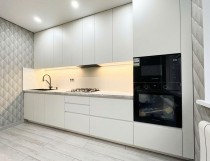 Продажа 3-комн. квартира, 68 м², 2/9 этаж — фото 1