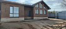 Продажа Стильный кирпичный дом со вторым светом — фото 1