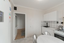 Продажа 2-комн. квартира, 60 м², 9/9 этаж — фото 3